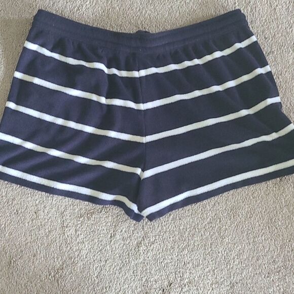 Club Monaco terry toweling shorts - Picture 3 of 9